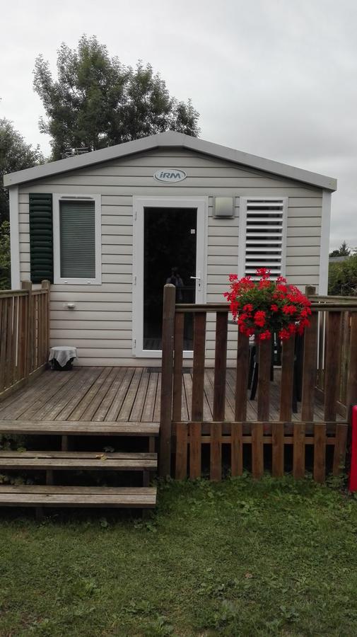 Camping Loisirs Des Groux Mousseaux-sur-Seine Exterior photo