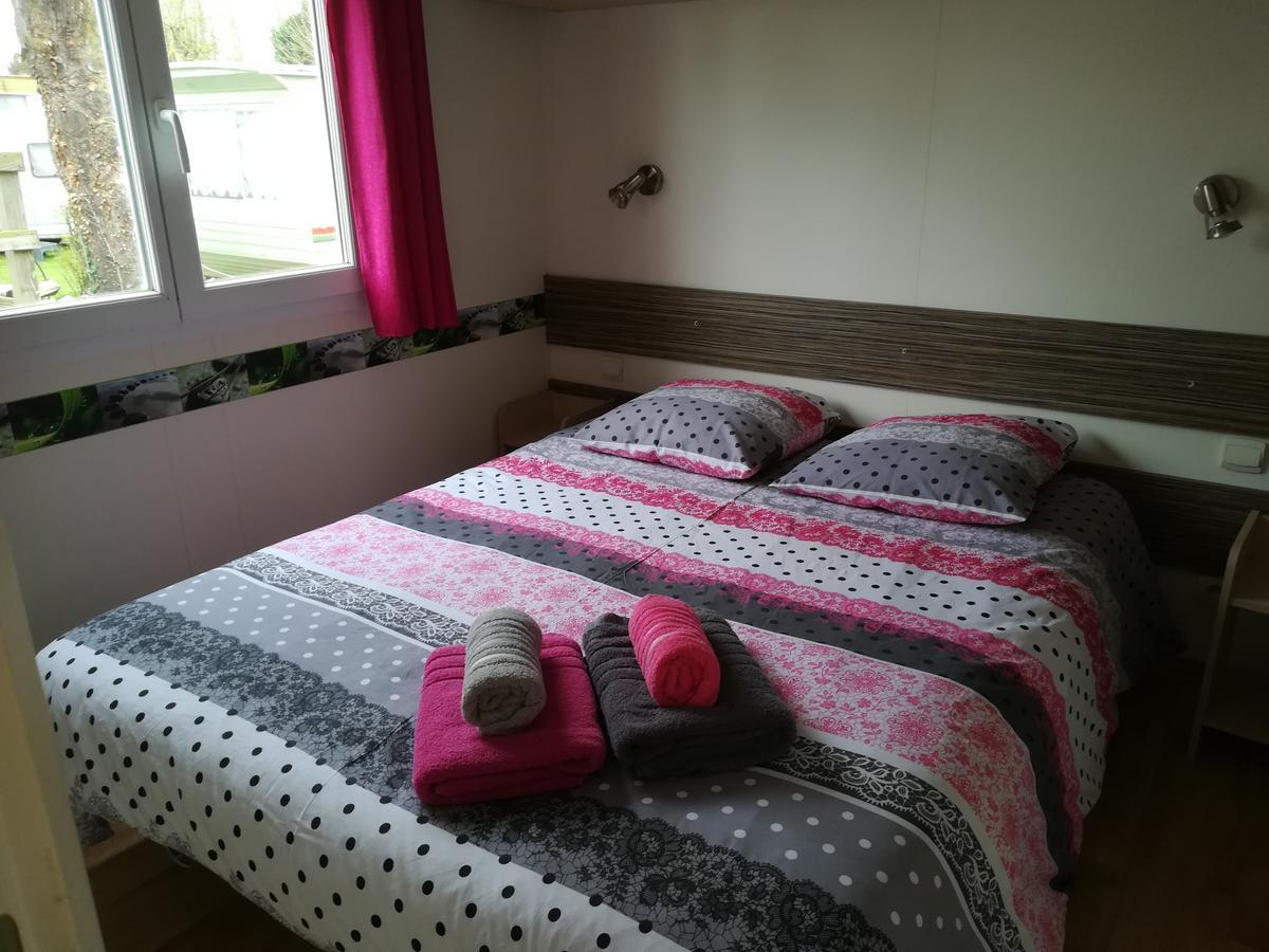Camping Loisirs Des Groux Mousseaux-sur-Seine Exterior photo