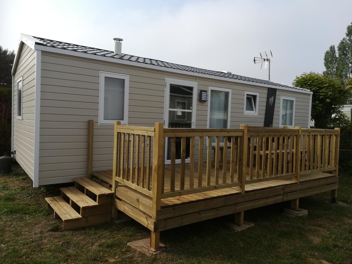 Camping Loisirs Des Groux Mousseaux-sur-Seine Exterior photo